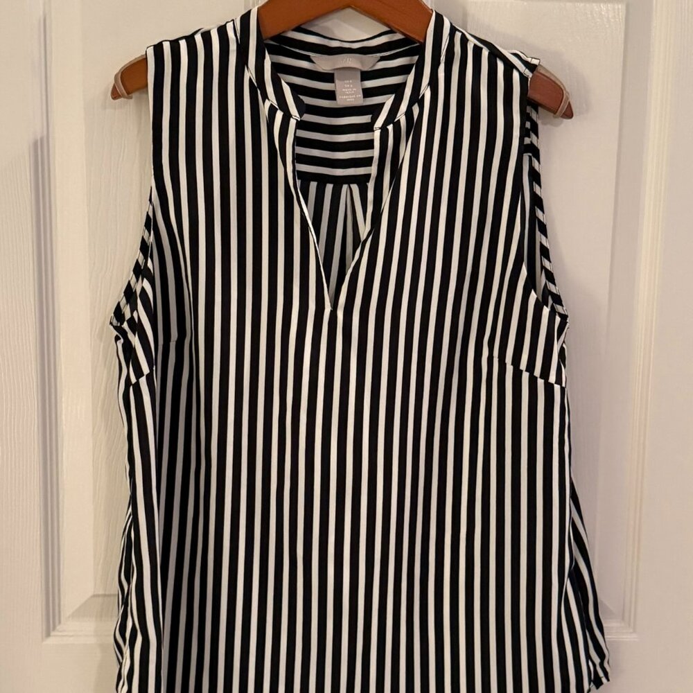 H&M Black and White Stripe V Neck Sleeveless Blouse Tank Top Size 6